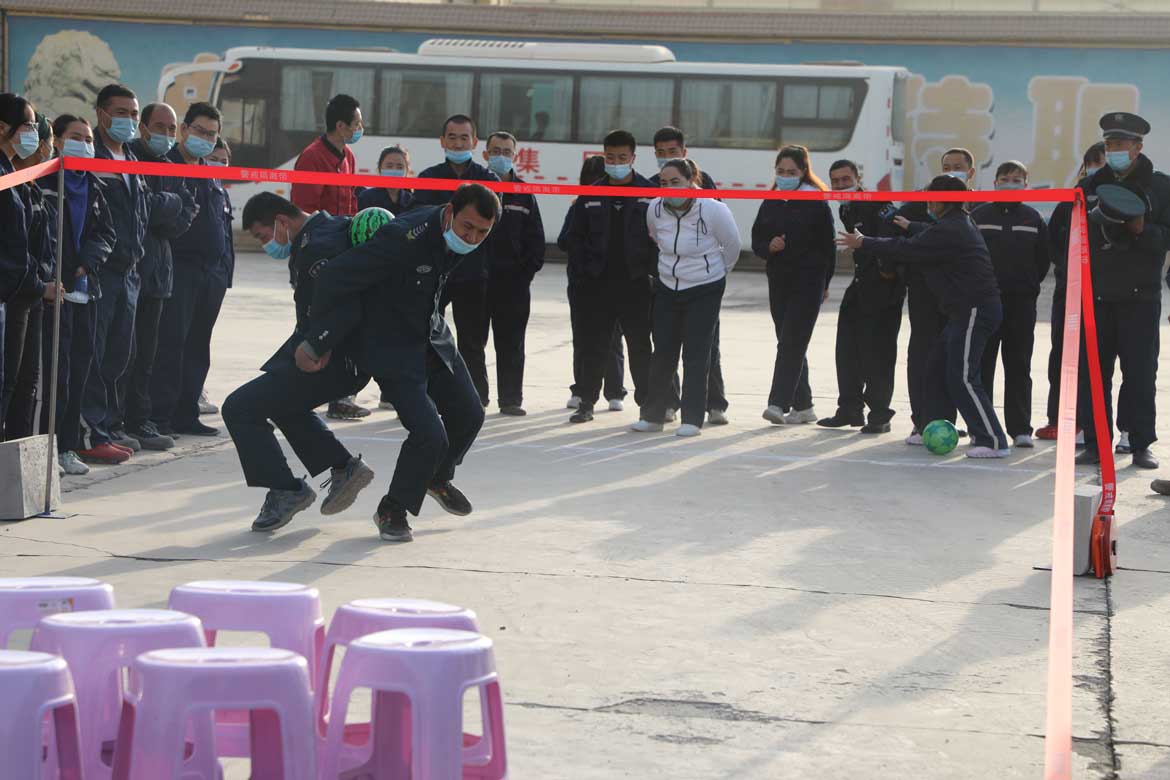 趣味联谊促进民族大团结_副本 趣味联谊促进民族大团结_副本